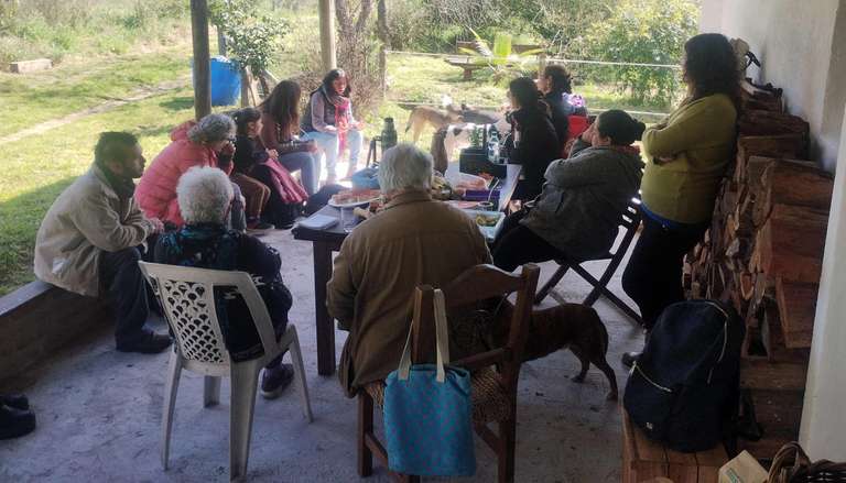 Karen hablando sobre Horticultura Terapéutica